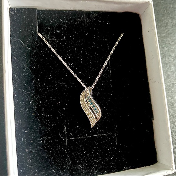 Kay Jewelers Jewelry Kay Jewelers Silver And Blue Diamond Necklace